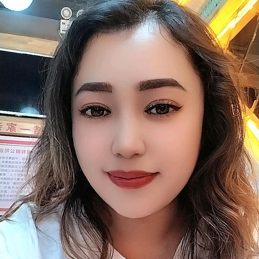 阿依古力服装