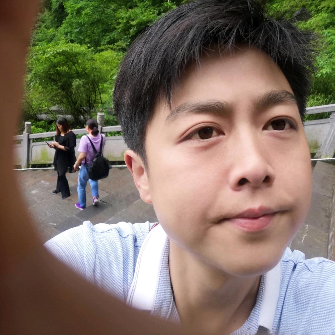 江油阳光美登家居杨哥