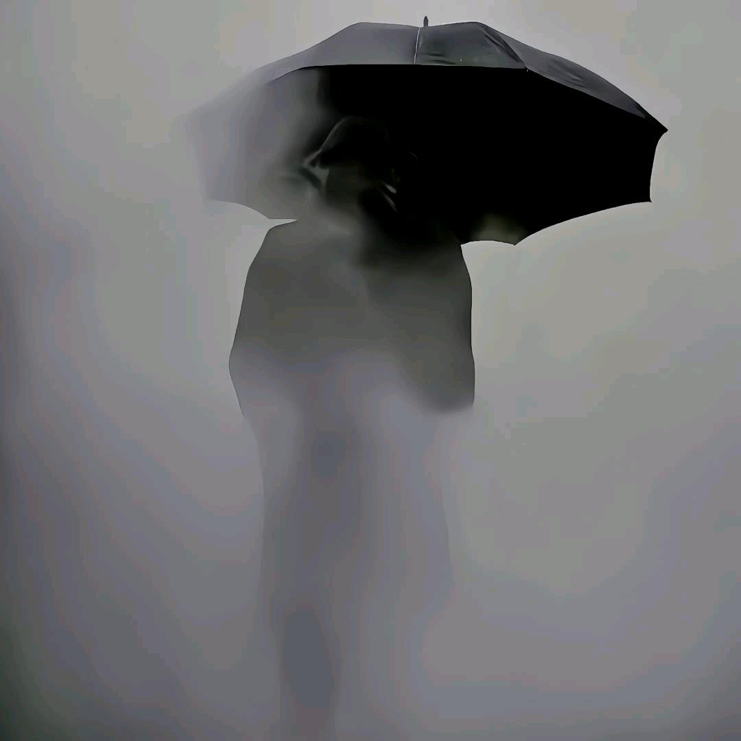 下雨往家跑