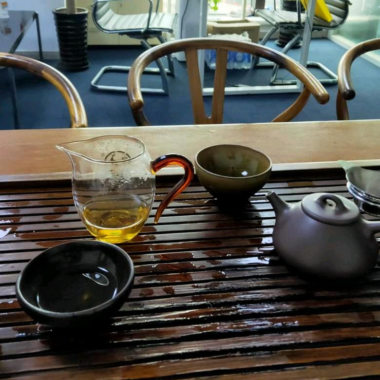 上海市浦东新区高行镇榷茶涧茶业经营部