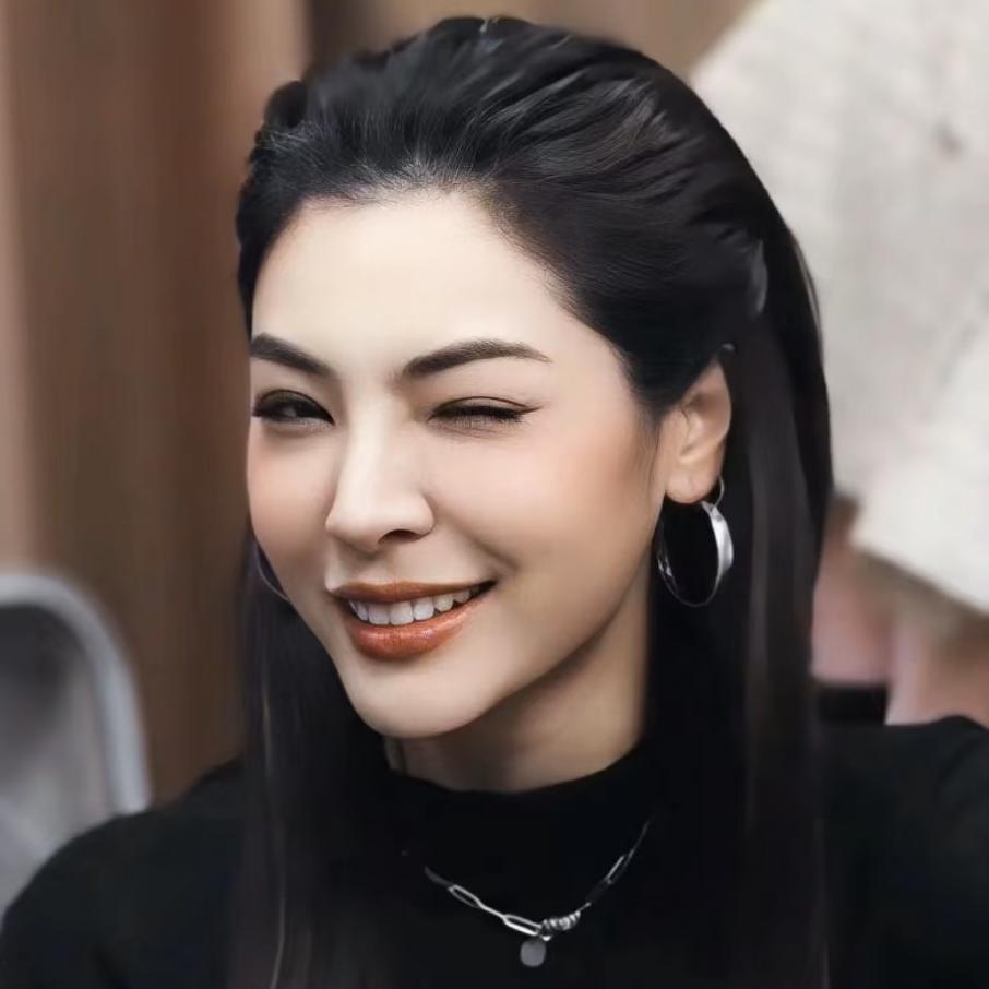 奎尼的肱二头肌