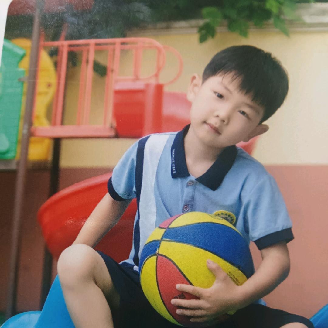 彩虹的微笑👨‍👨‍👧‍👦