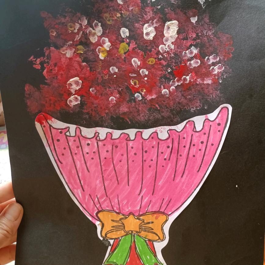 肆意妄为的小朵朵。