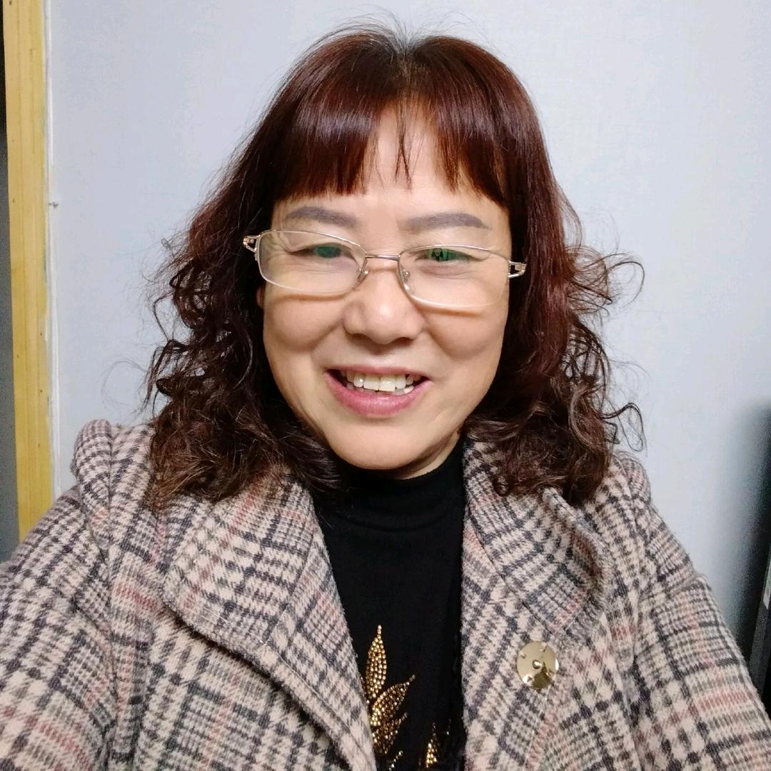聊天群何姐