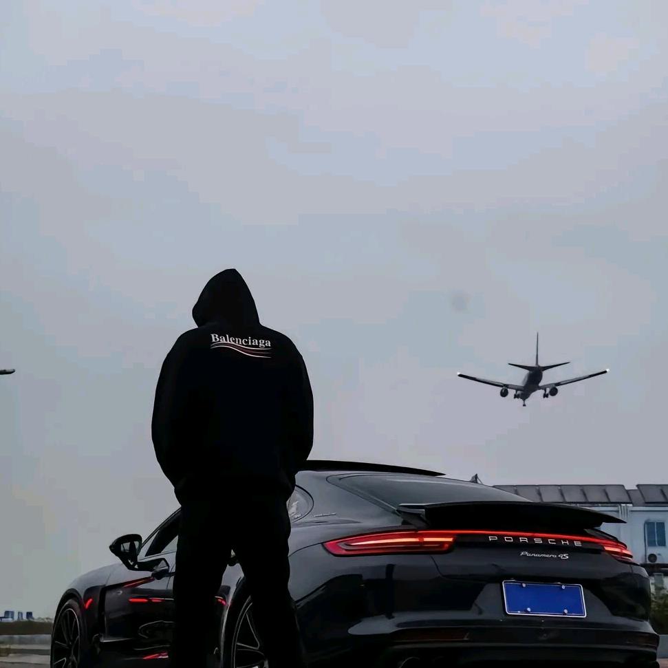 三
