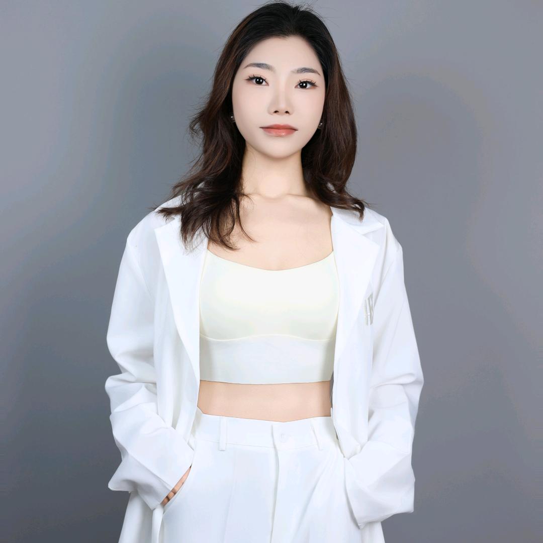 我是亚萍吖