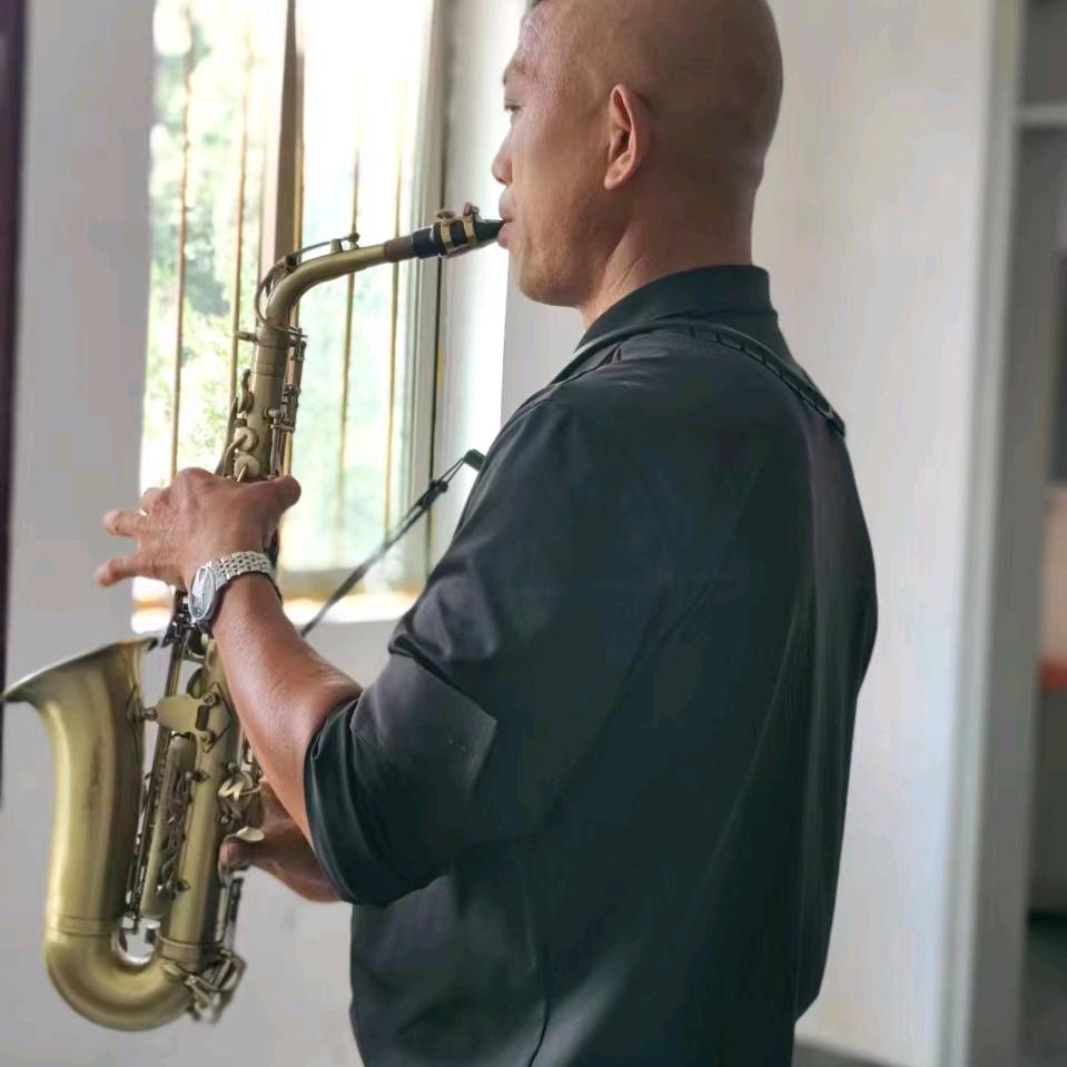 务川勇辉管乐队