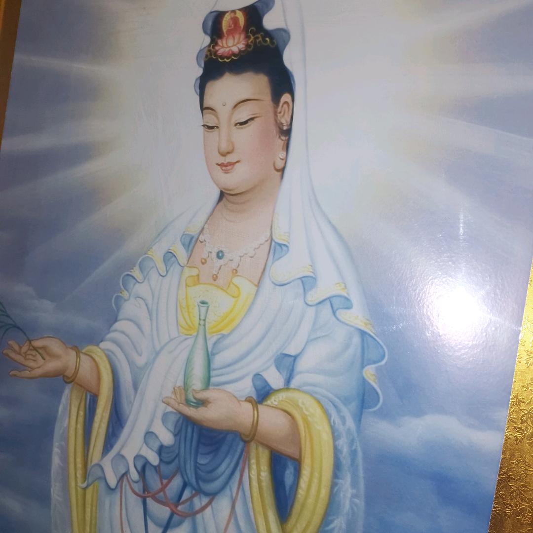 太阳照在微山湖上