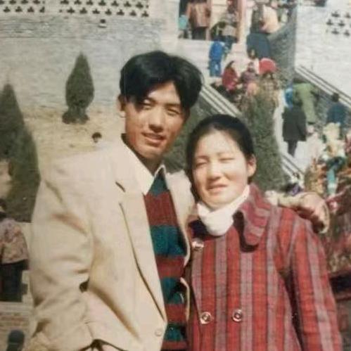 结实哥(光彩烤鱼)