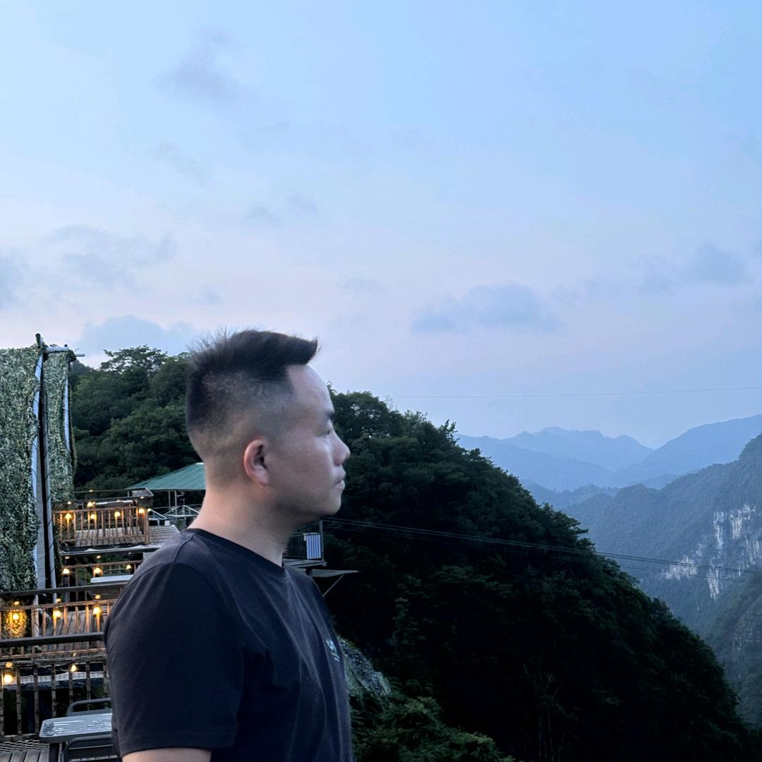 苦恼的老干锅
