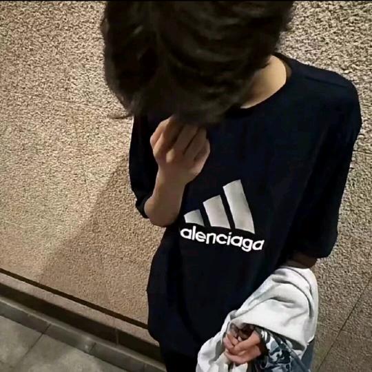 위위