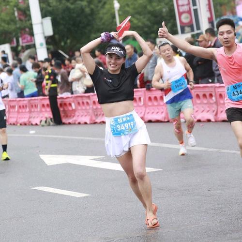 爱跑步的教培人