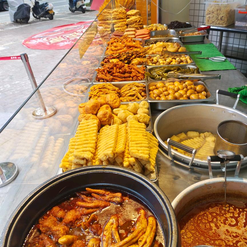 爱吃螺蛳粉的小银