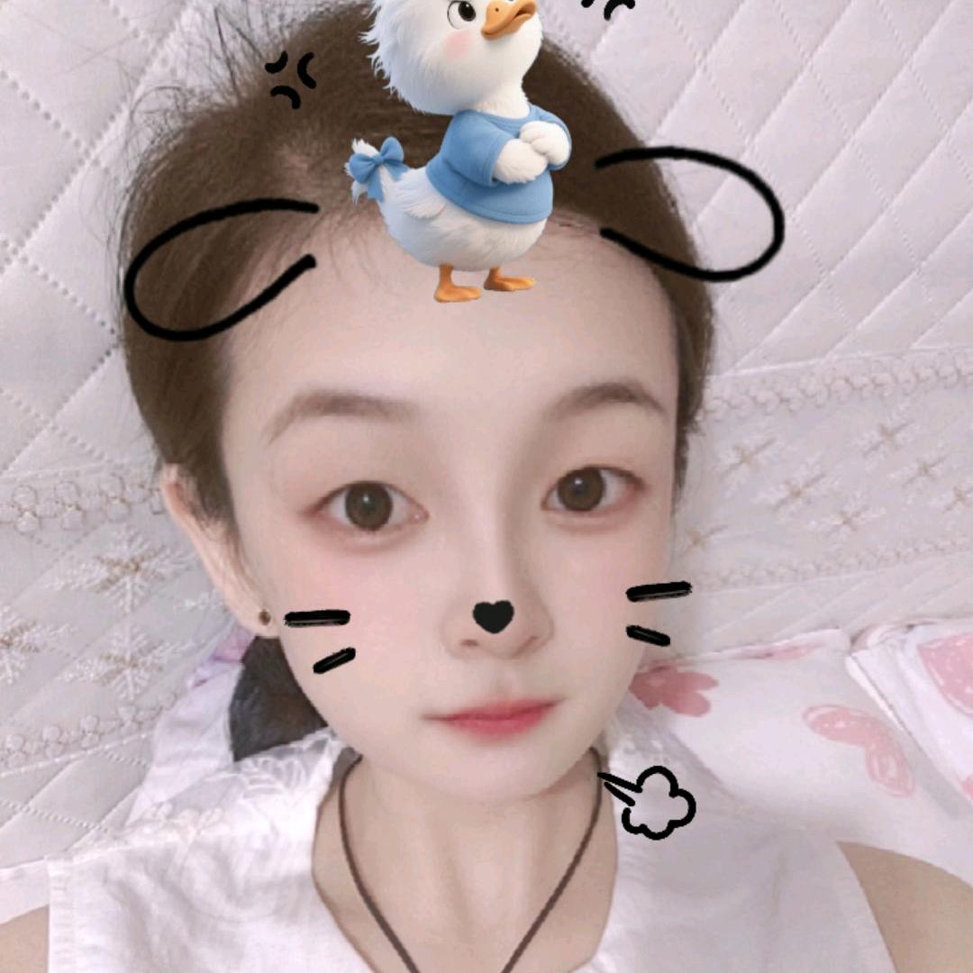 🐝小太阳吖🍀
