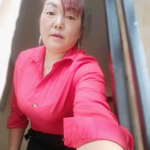 坚强的女人。