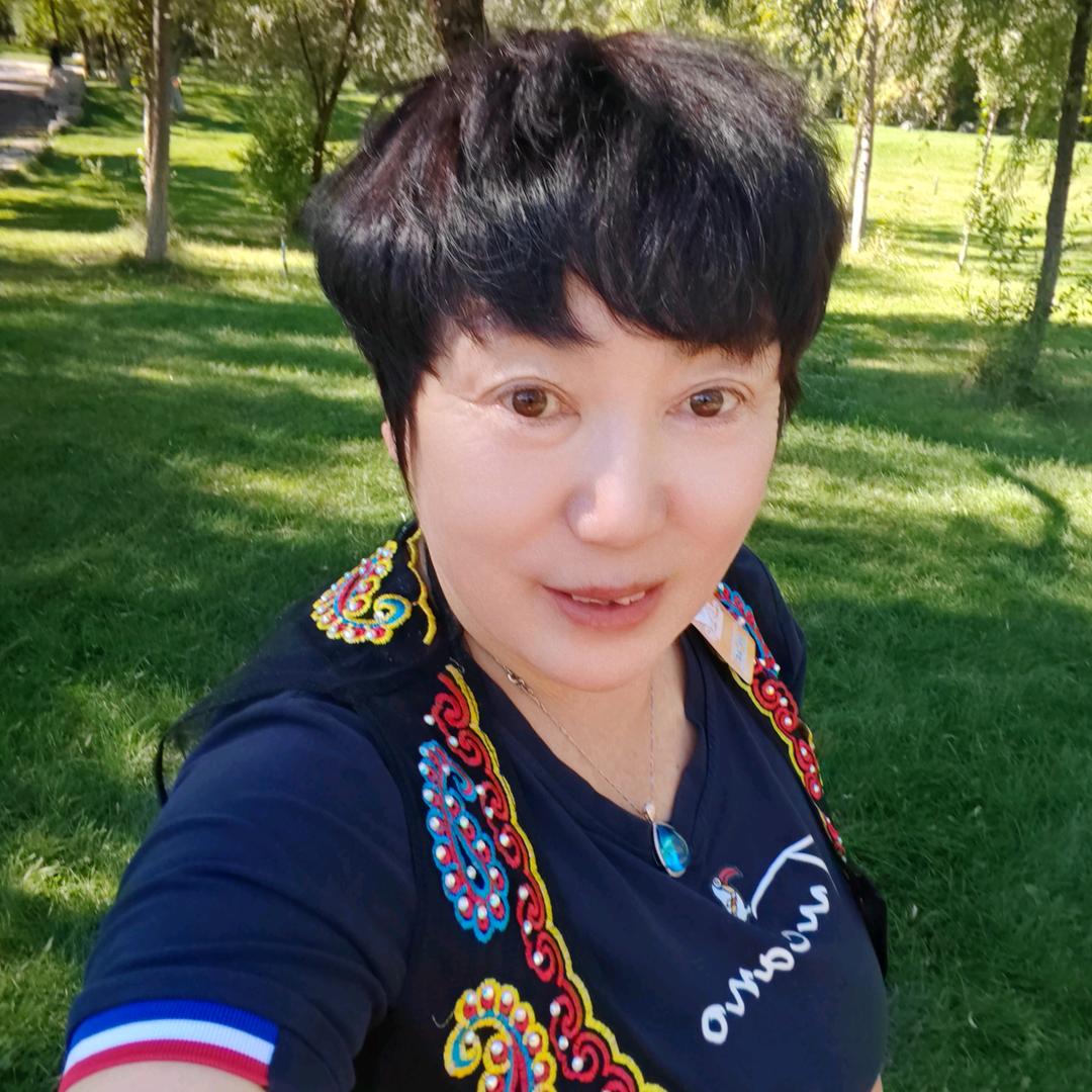 打造超级亮，白肌肤的面膜模具