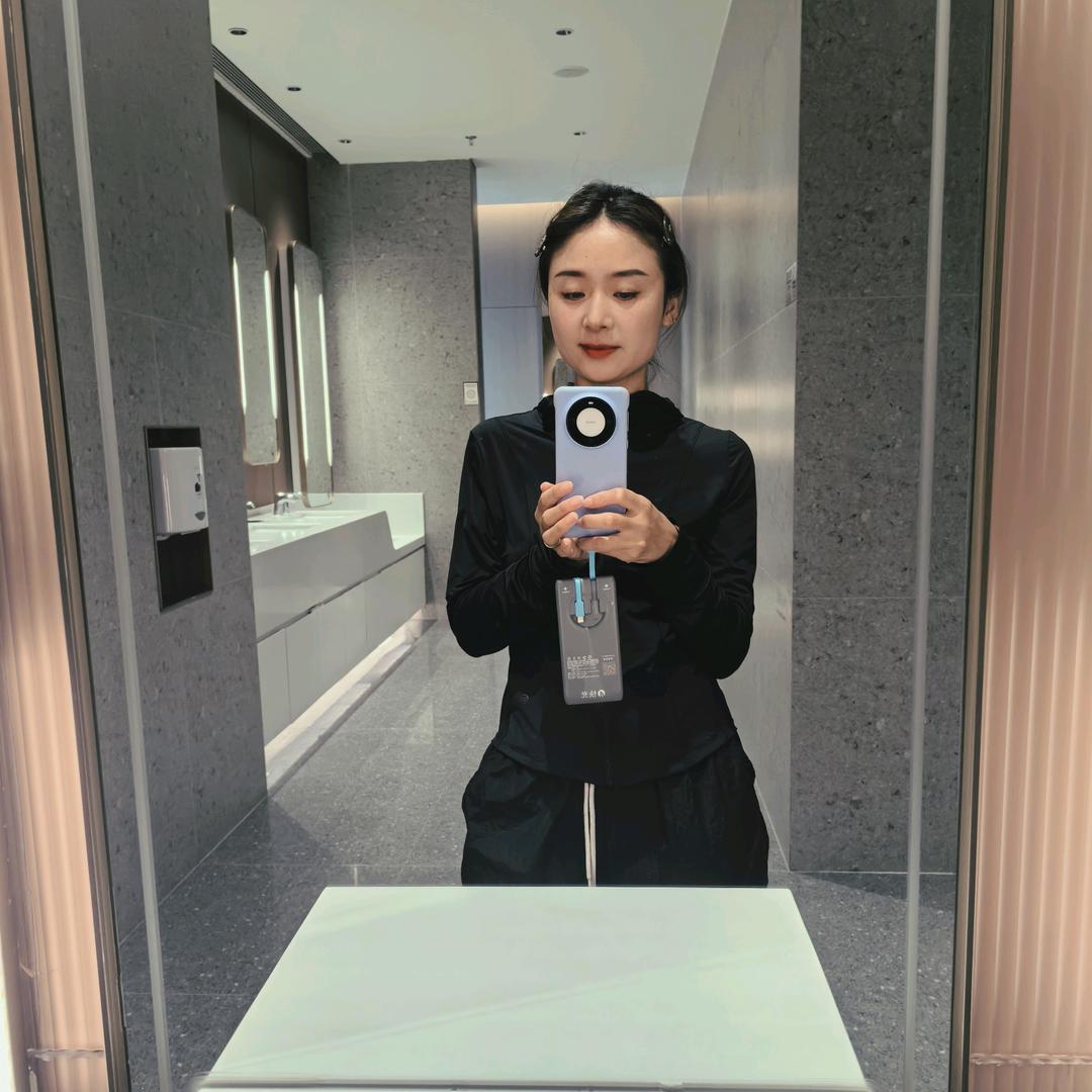 @孙悦