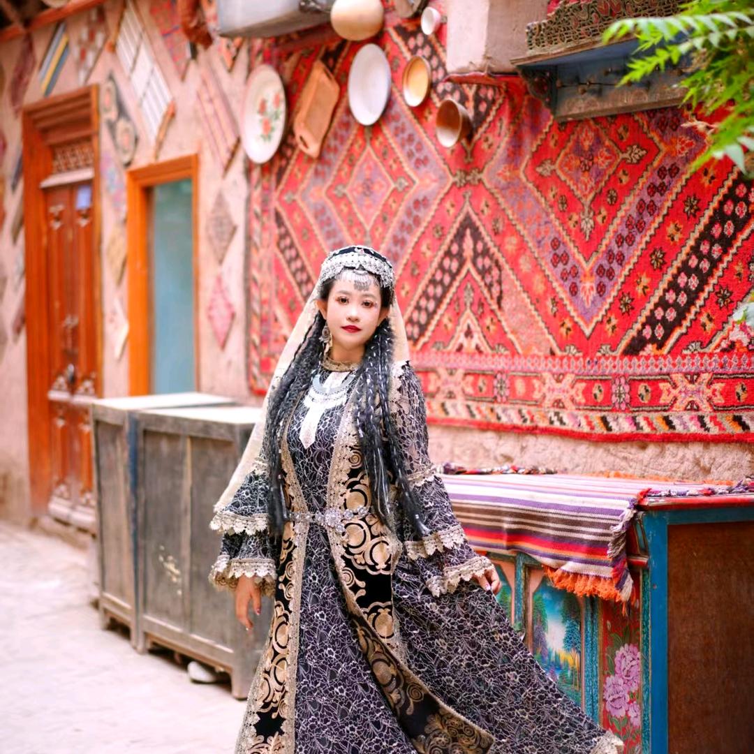 万栈小美手机店