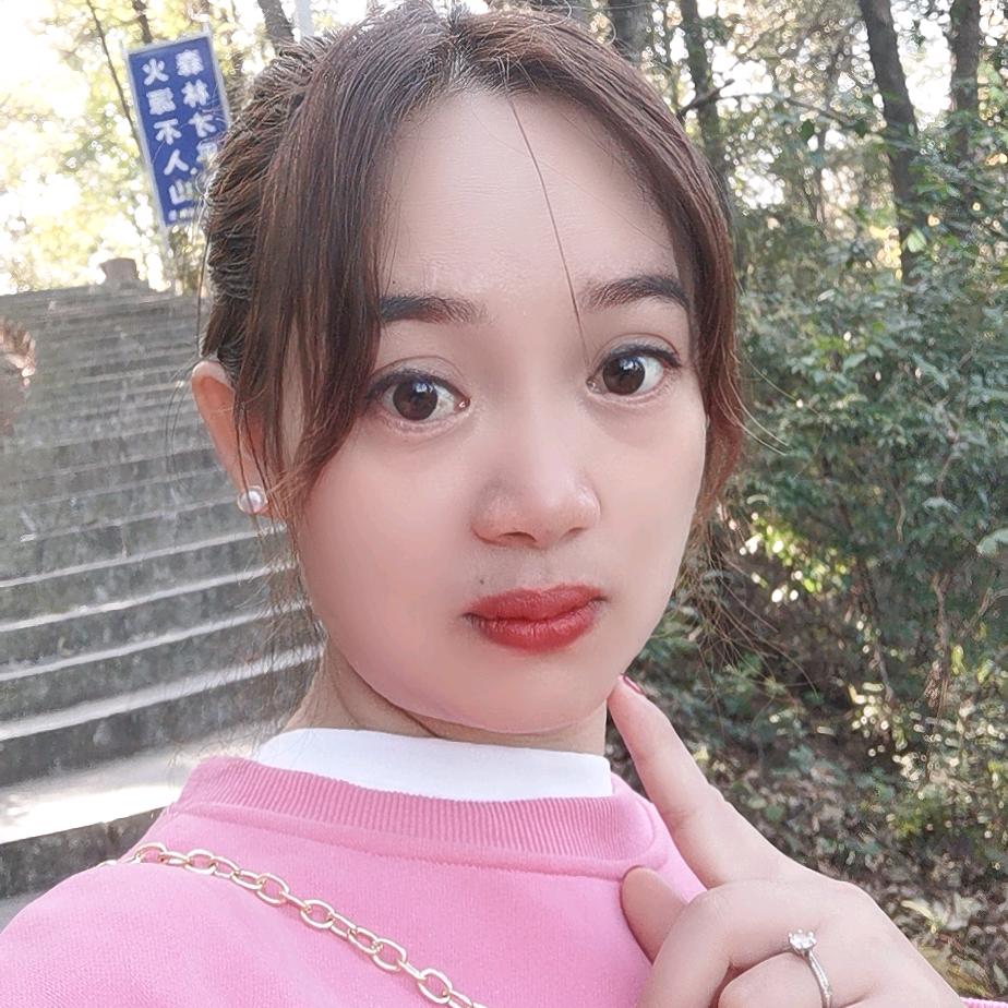 谭某某