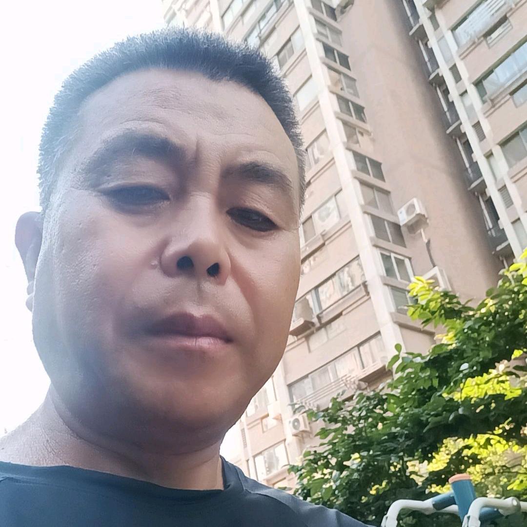 鸿运爱唱歌巜董》