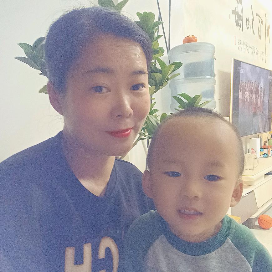 丽丽橱窗《营业中》