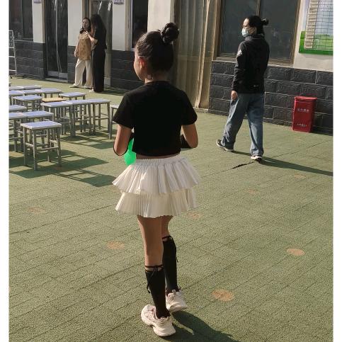 微微 一笑