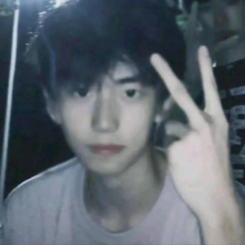 皓月