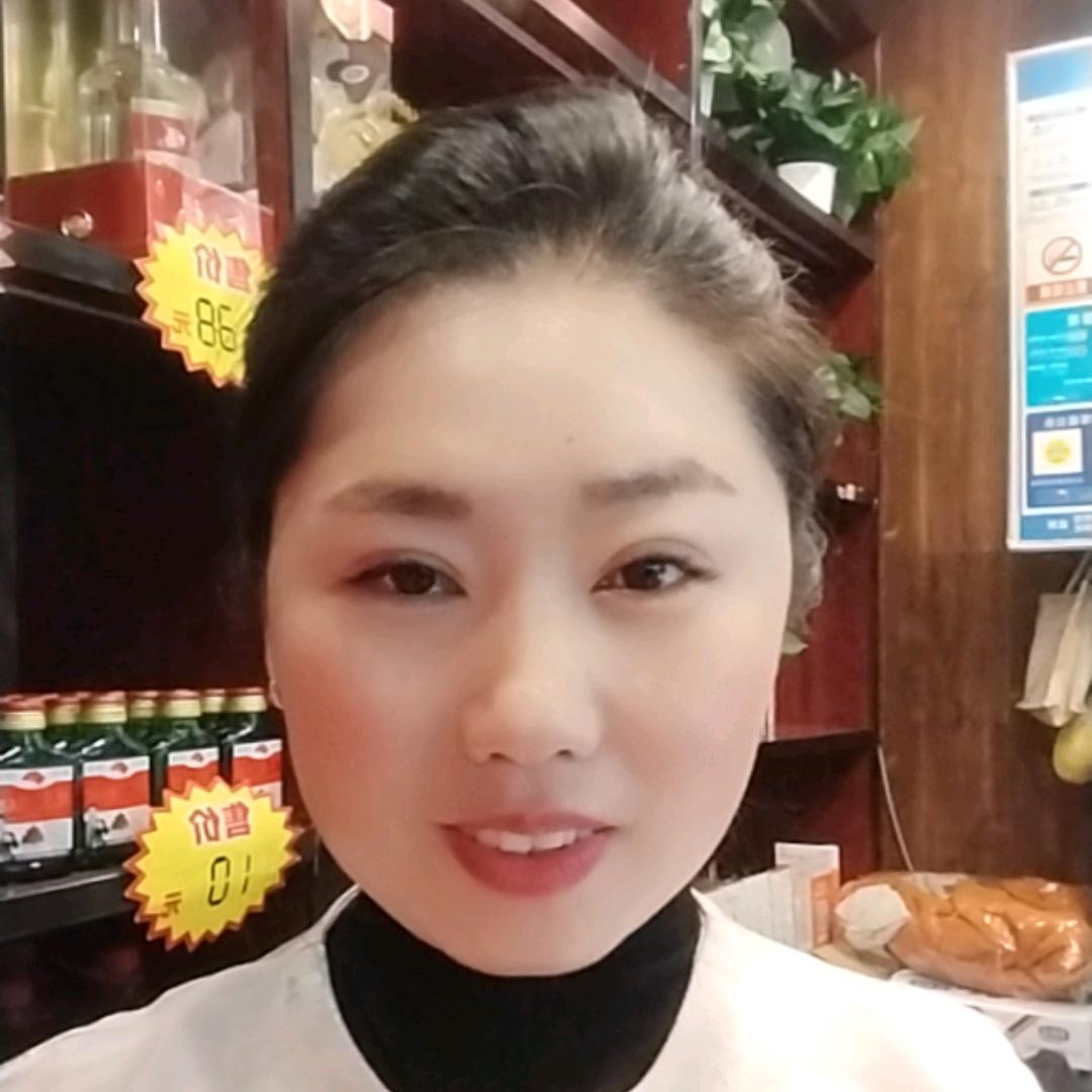 郑州齐祺渔锅红专路店萍姐