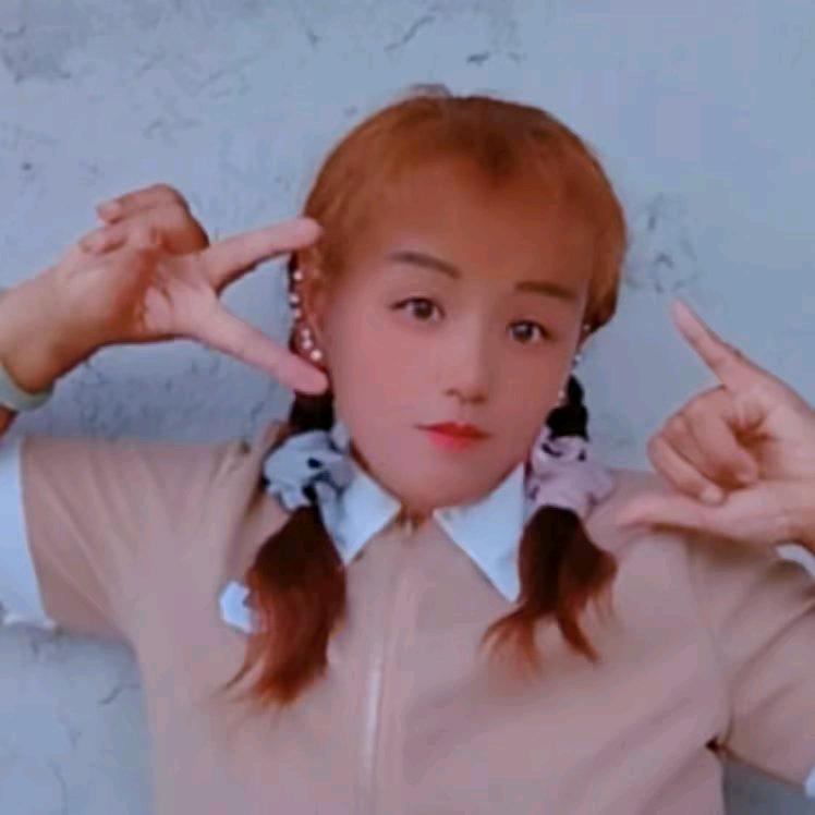 单身蝴蝶妹😘😘