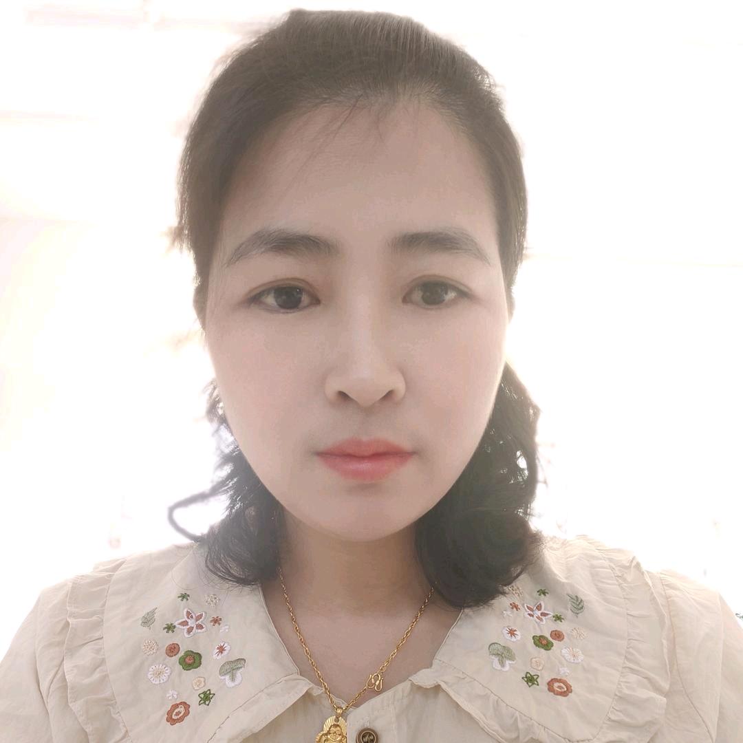 80后的曹姐姐。