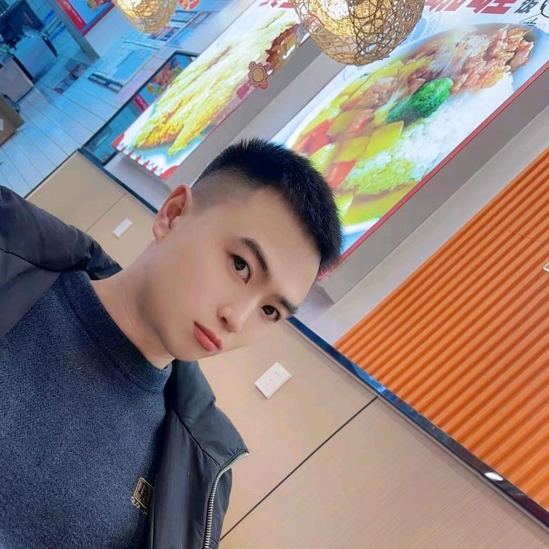 白泥;小陈