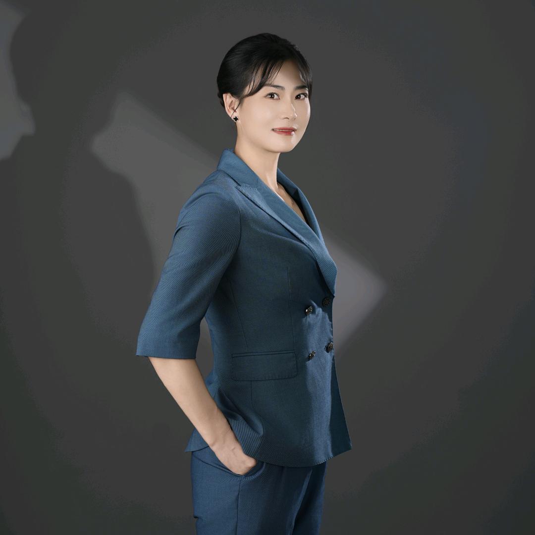 杨丽