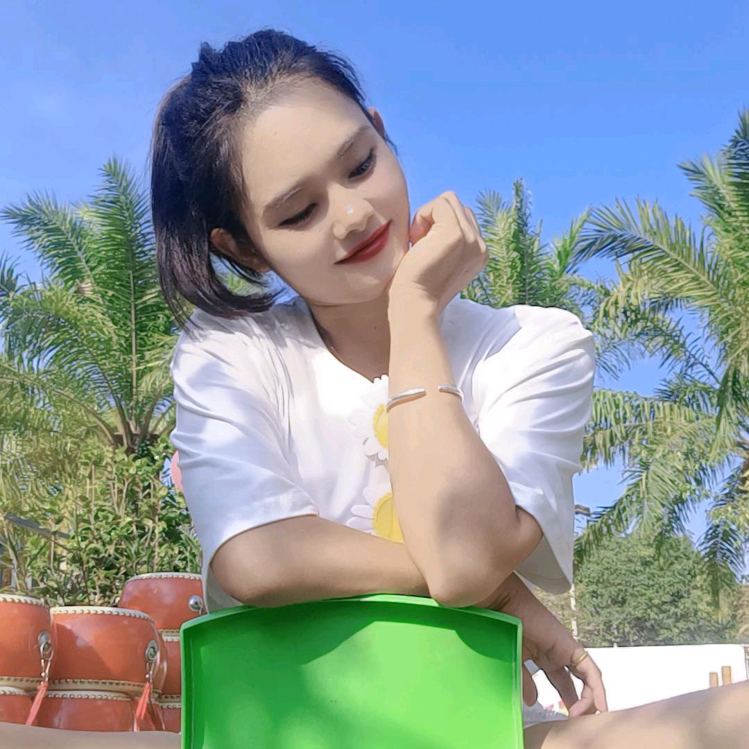 我的宝贝（化妆新娘跟妆美睫美甲）