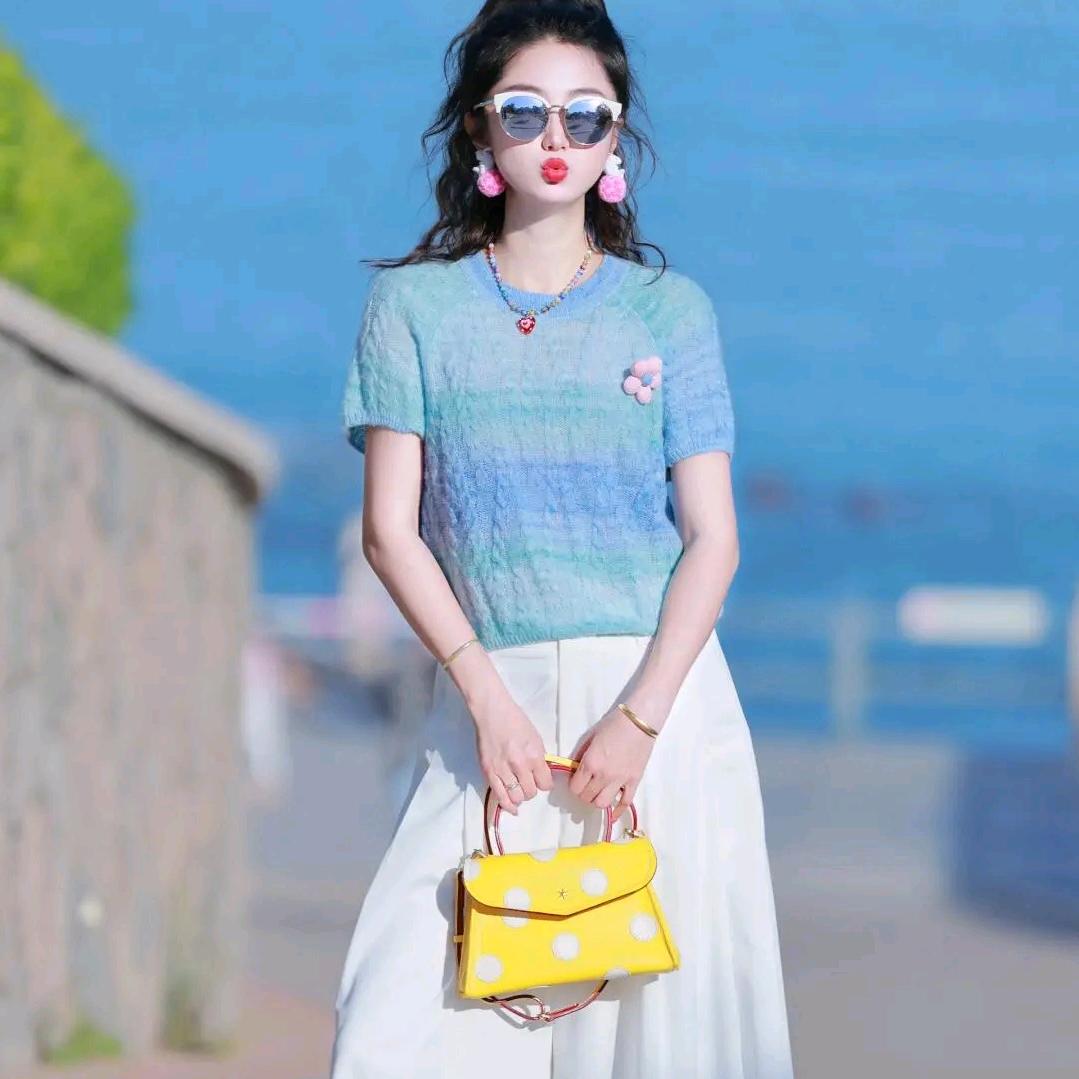 上渃水精品女装
