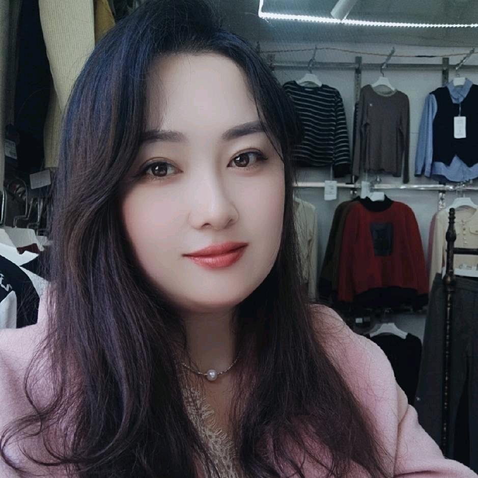 潮流服饰顺河新菜市场店