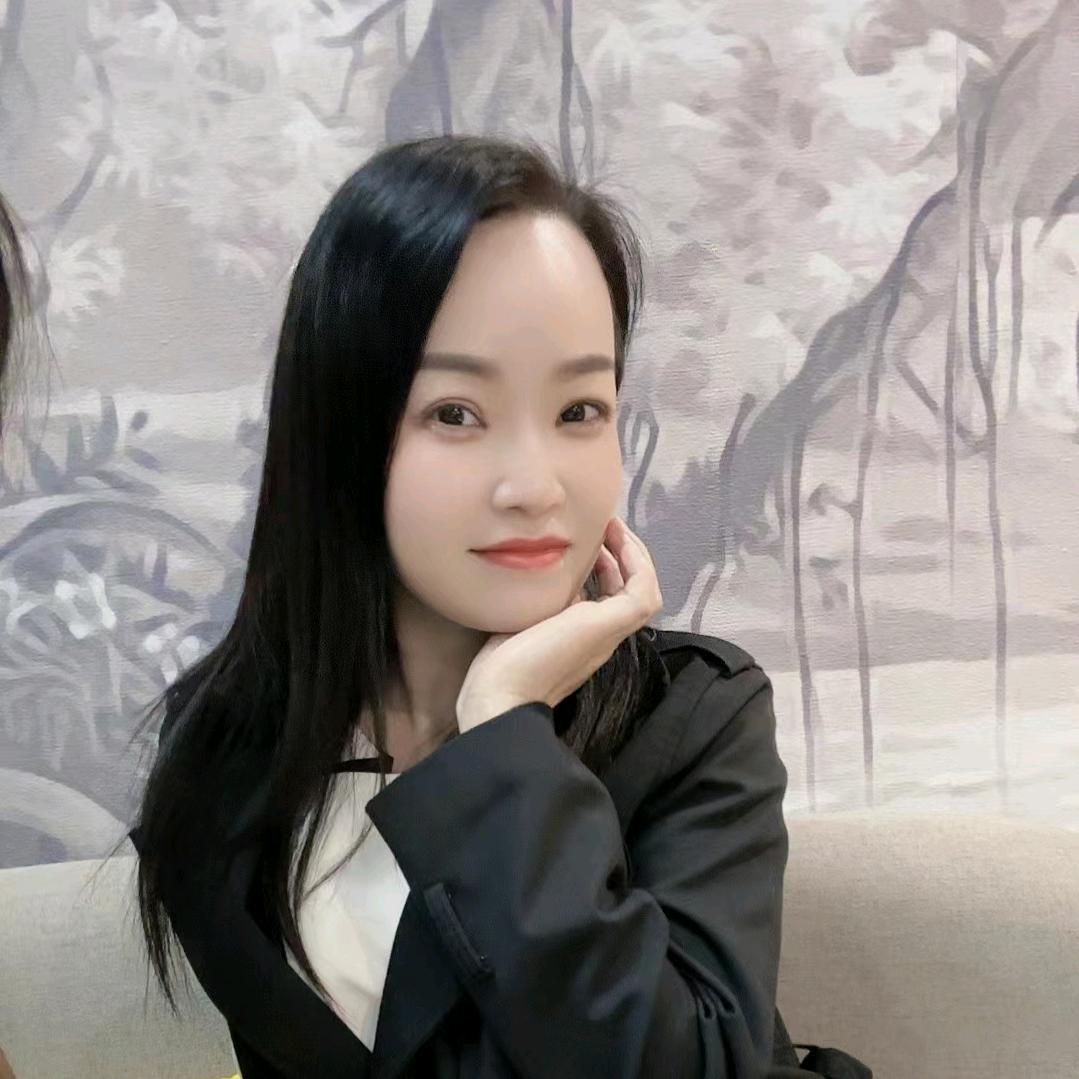 小阿俏.