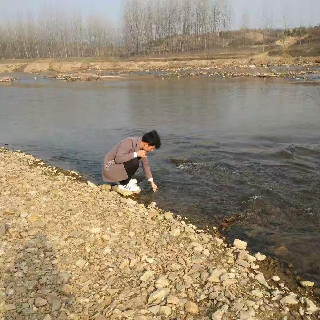 何老师H