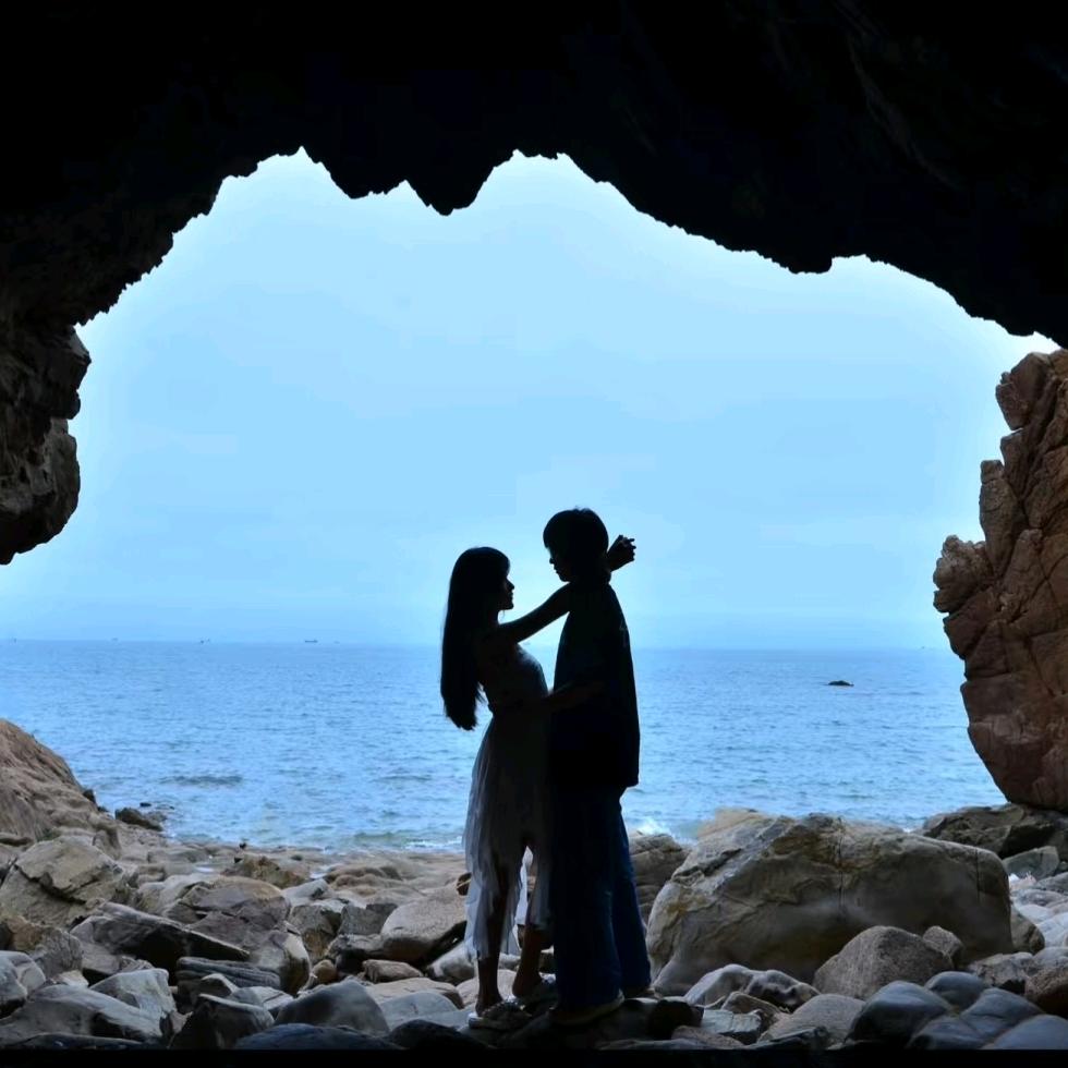 爱拍照的小阿瑶对象