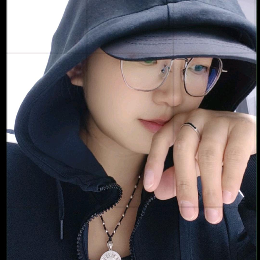 耳§东§陈☘︎︎