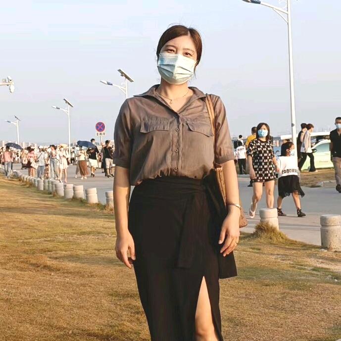 不善言谈