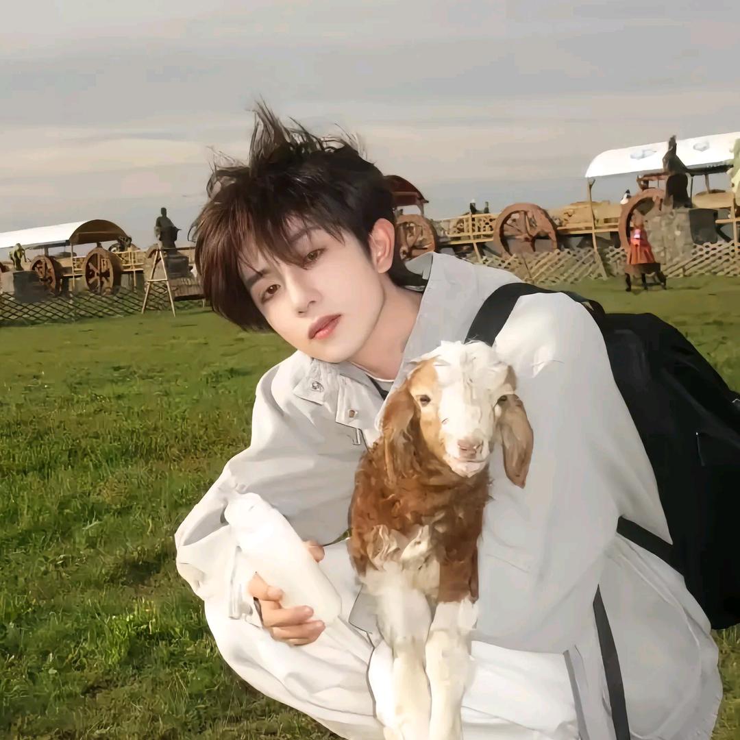 爱玩英魂（摆摊卖麻糍）