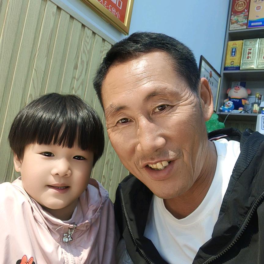 刘成明