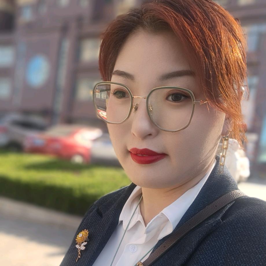 潍坊瓷砖老板娘大盼盼