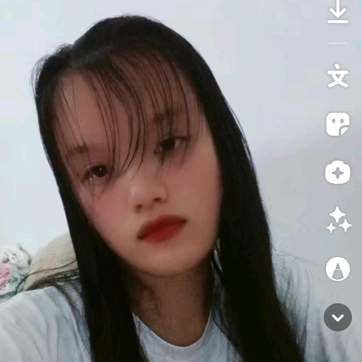 口红