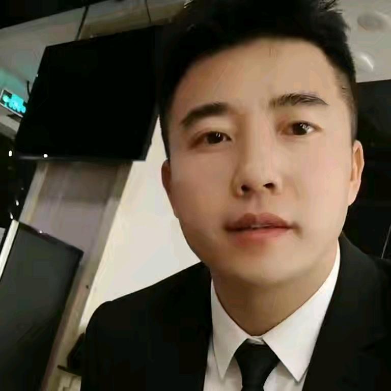 骑士精神'👺🐭晓强🐭男士