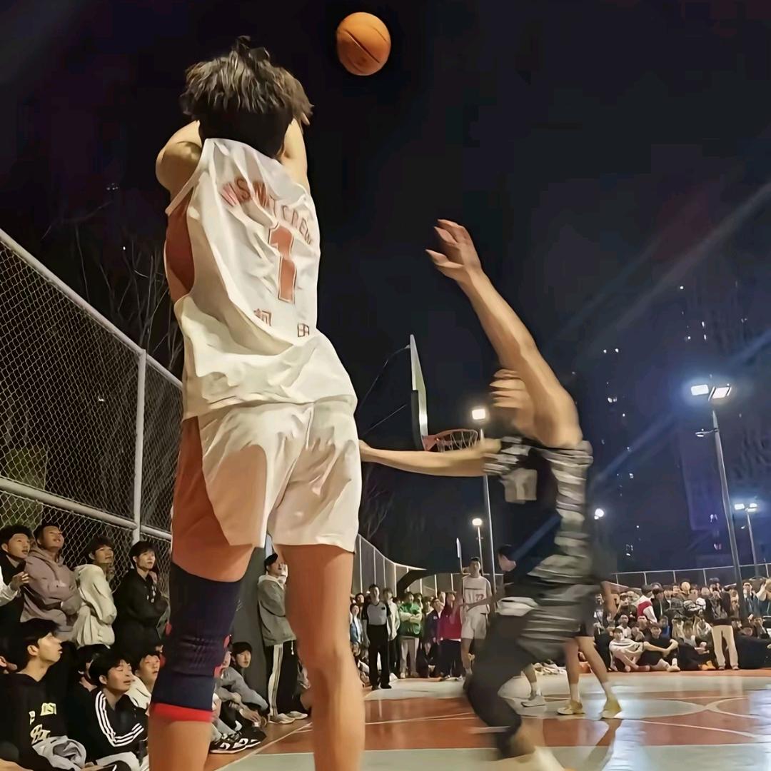 柯冉特爱转髋