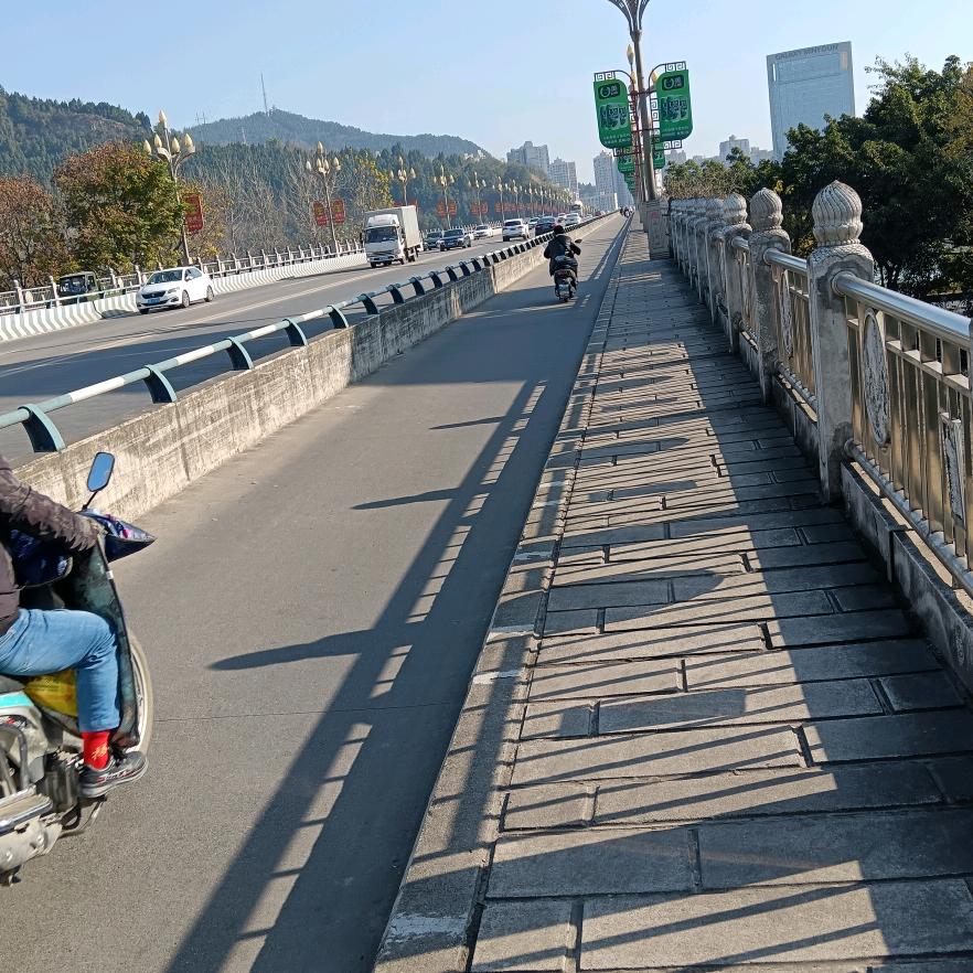 一李息昌/委鬼昌fun名委息昌和