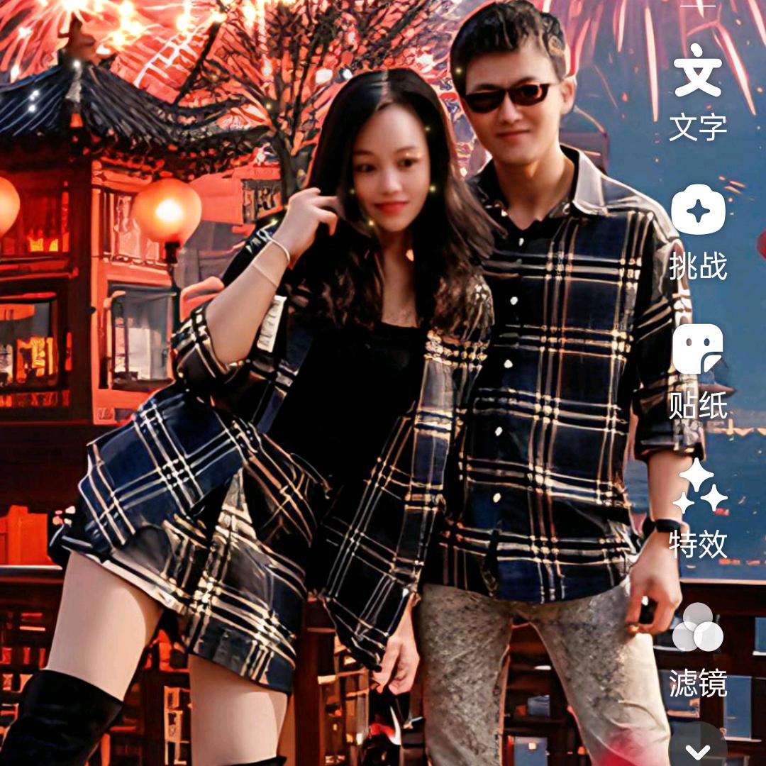大老婆小老公(回国后开直播唱歌)