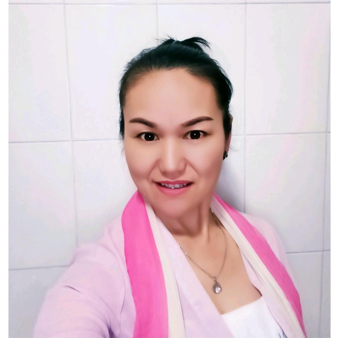 璐西阿姨的福彩小摊