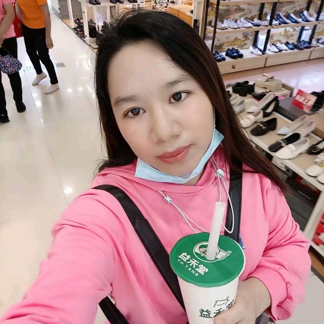 活泼开朗的女孩
